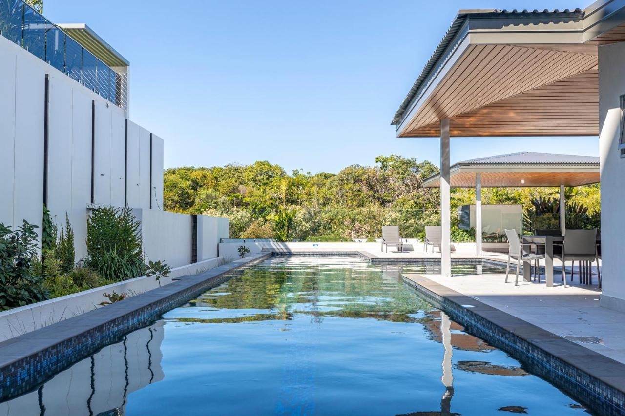 Oceanus Oasis At Bokarina -stunning Modern Coastal Kawana Waters